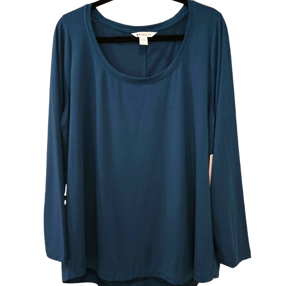 NWT Athleta Stratus II Top